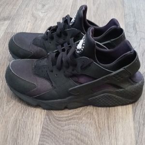 Mens Huarache shoes
